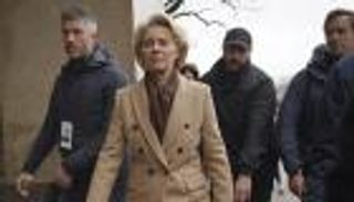 قادة أوروبا في كييف وزيلينسكي يحيي «المقاومة» بالذكرى الثالثة للحرب