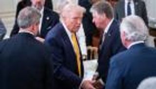 أوكرانيا أفضل مثال.. ترامب ينسف قرنا من السياسة الأمريكية