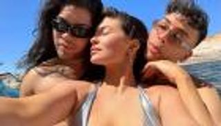 رحيل مفاجئ لمصفف شعر كايلي جينر عن 34 عاما