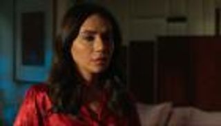 لبنى عبدالعزيز: الزواج ليس هدفا لي.. والأمومة ضد طموحاتي المهنية