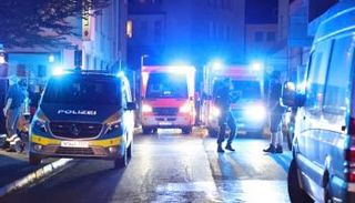 الشرطة تطوق مكان حادث الطعن