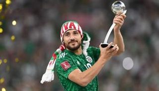 بلايلي نجم منتخب الجزائر