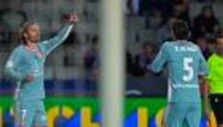 4 أهداف في 21 دقيقة.. سيناريو جنوني في قمة برشلونة وأتلتيكو مدريد