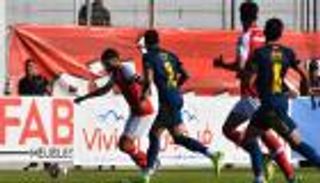 القنوات الناقلة لمباراة الترجي والنجم الساحلي في الدوري التونسي 2025