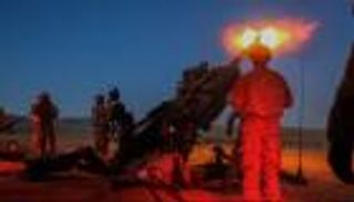 قذائف تحت أجنحة «الدرونز».. مدافع أوكرانيا «تبحث» عن حلول 