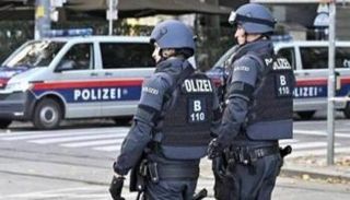 عناصر الشرطة النمساوية