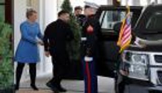 بلا غداء ولا ضمانات.. كواليس «طرد» زيلينسكي من البيت الأبيض