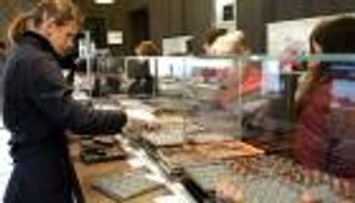 تقلبات أسواق الكاكاو تهدد سوق الشوكولاتة الأوروبية