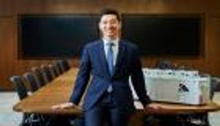 حفيد أذكى رجل أعمال في العالم يتجه إلى مراكز البيانات.. كنز وطفرة