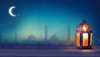 كيف يستقبل مواليد كل برج شهر رمضان؟