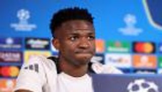 المستقبل والحكام والكرة الذهبية.. 7 رسائل قوية من فينيسيوس