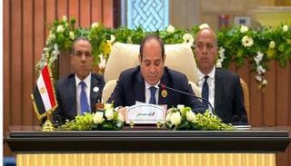 الرئيس عبدالفتاح السيسي في كلمته خلال افتتاح القمة العربية الطارئة