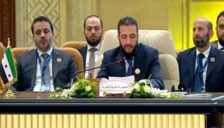 الرئيس السوري أحمد الشرع في القمة العربية بالقاهرة