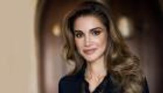 الملكة رانيا تتابع حالة الطفل «محمد» بعد تعرضه لحادث مأساوي