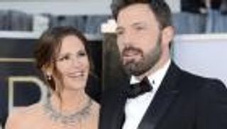 هل يفكر بن أفليك في فرصة جديدة مع جينيفر غارنر؟