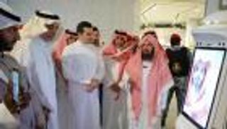 روبوتات «منارة» تقدم الفتاوى بـ 15 لغة في المسجد الحرام