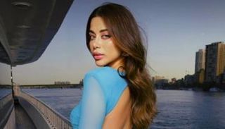 الفنانة يارا السكري 