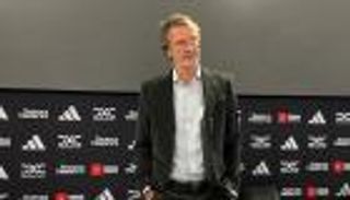 «رواتبهم أعلى من اللازم».. راتكليف يفتح النار على لاعبي يونايتد