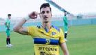 من 3 دوريات أوروبية.. العروض تنهال على بلايلي الجديد