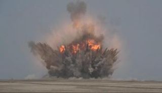 انفجار ألغام بحرية للحوثيين - أرشيفية