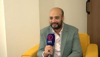 الفنان حاتم صلاح 