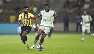 من فوز الاتحاد على الرياض