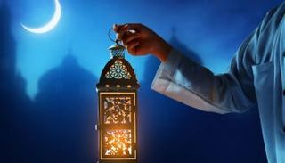 ليلة القدر هي ليلة مميزة تتكرر كل عام هجري في رمضان