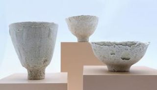 "خزف حي" مدعم بالبكتيريا 