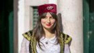 «الخرجة»..تونس تحتفي باللباس التقليدي