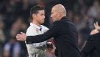من زيدان إلى تشافي.. نجم ريال مدريد يضع نفسه فوق الأساطير