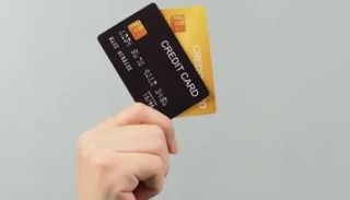 بطاقات ائتمان