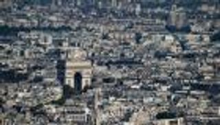 فرنسا توزع «دليل البقاء».. استعدادات للحرب؟