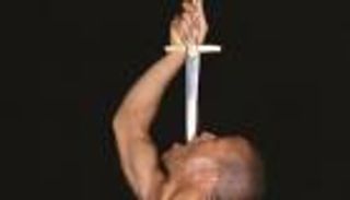 اضطراب بيكا.. القصة الحقيقية لأمريكي أدمن بلع السكاكين