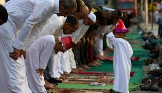 عيد الفطر الأحد أم الإثنين؟