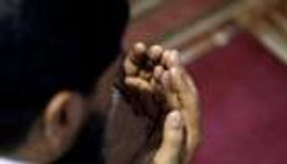 موعد أذان مغرب الجمعة 21 رمضان 2025 ودعاء النبي عند الإفطار