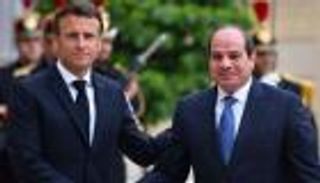 حرب غزة.. ماكرون في القاهرة الشهر المقبل لبحث «الخطة العربية»