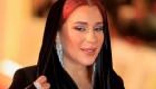 أسما شريف منير تعلن ارتباطها بشاب من خارج الوسط الفني