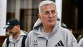 مُشكل مزدوج يؤرق مدرب الجزائر قبل موقعة موزمبيق