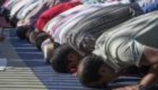 كيف تؤدي صلاة العيد في المسجد أو المنزل؟ فضائلها وخطوات أدائها