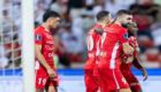 3 ركلات جزاء وطرد.. شباب الأهلي إلى نهائي كأس مصرف أبوظبي الإسلامي