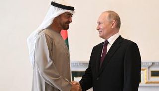 الشيخ محمد بن زايد مع الرئيس الروسي في لقاء سابق