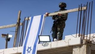 أحد عناصر الجيش الإسرائيلي - أ ف ب