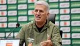 بينهم عمورة.. رسائل بيتكوفيتش لنجوم الجزائر بعد خماسية موزمبيق