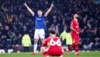 بالكاتشب الأزرق.. إيفرتون يواصل حرب ليفربول في ملعبه الجديد