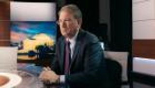 من حارس سجن لصانع عناوين نارية.. من هو مفجّر «فضيحة سيغنال» بأمريكا؟