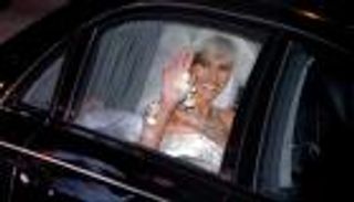 بسعر مفاجئ.. فستان زفاف ميلانيا ترامب يُعرض للبيع على «إيباي»