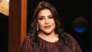 حقيقة لبس «فهد البطل» باروكة.. هل كشفت «بدرية طلبة» السر؟