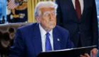 فيضان ترامب الجمركي.. حصر  كامل للرسوم الحالية والقادمة والملغاة