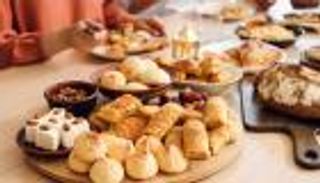 أضرار تناول الحلويات بكثرة خلال عيد الفطر.. مخاطر صحية لا تتجاهلها