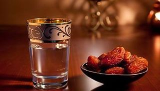 موعد صيام الستة البيض 2025